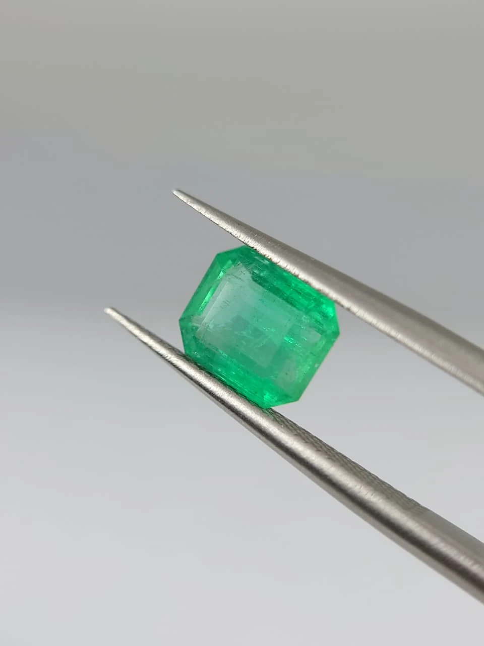1.55ct Natural Octagon Faceted Emerald from Panjshir Afghanistan — view 4